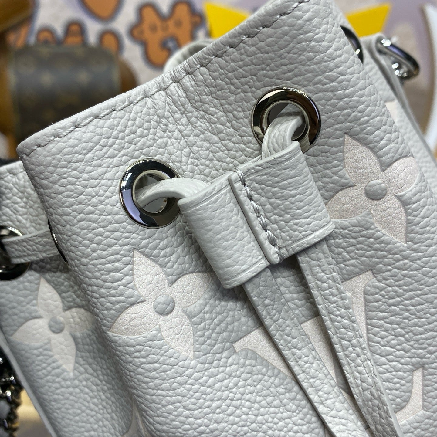 Nano Noe Bucket Bag