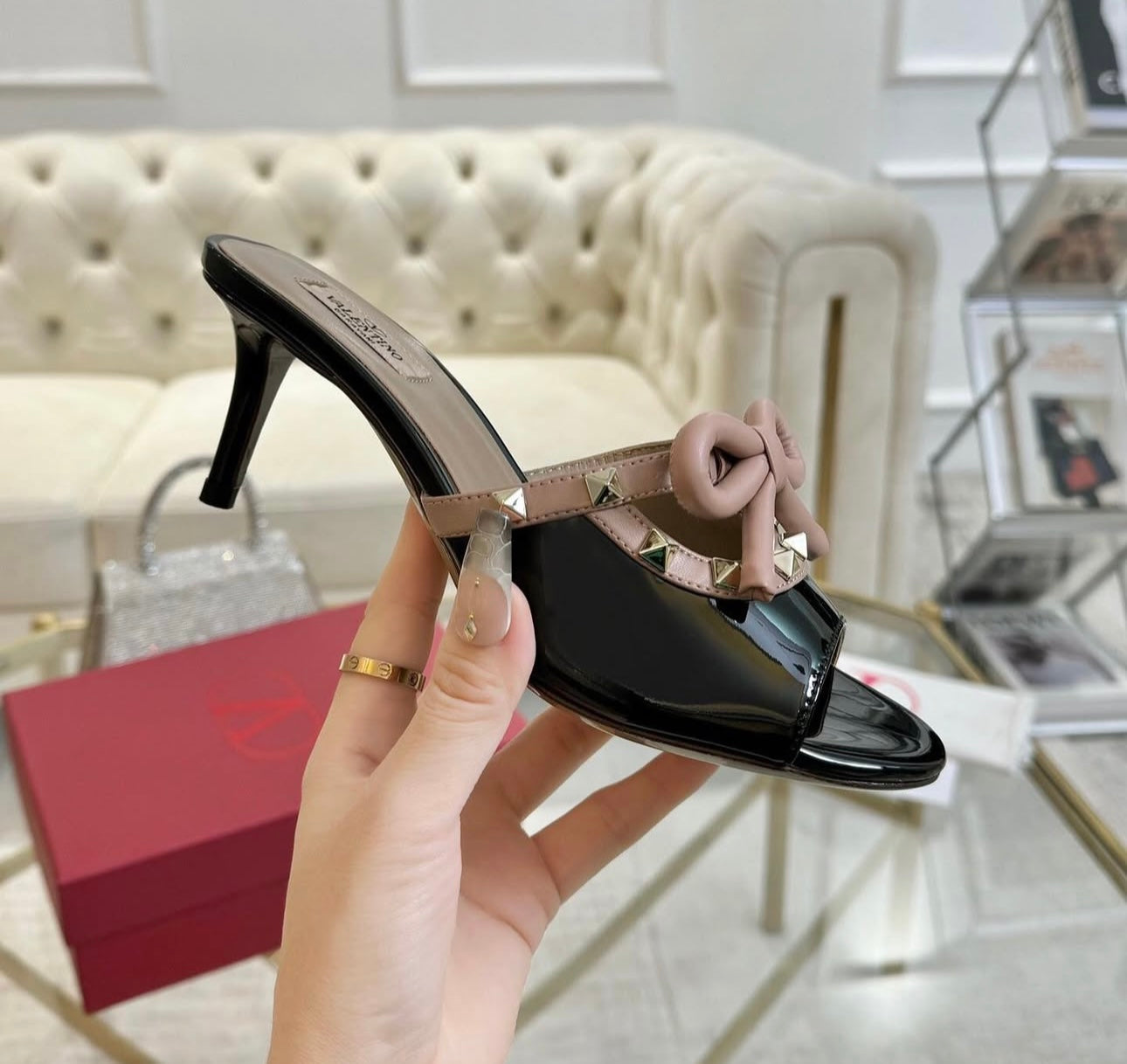 Bow Mules