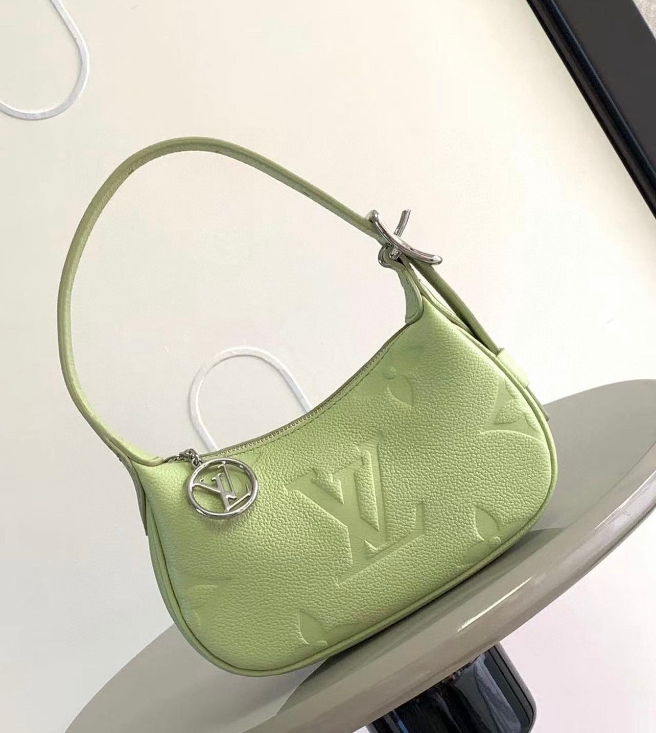 Moon Bag