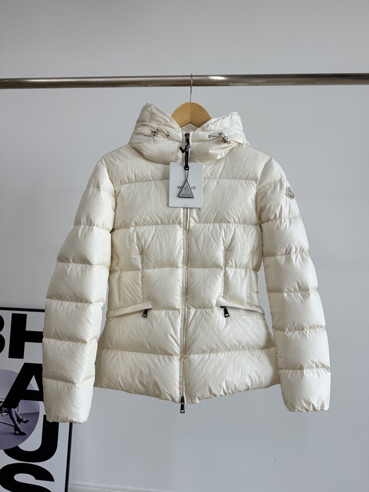 Avoce Jacket