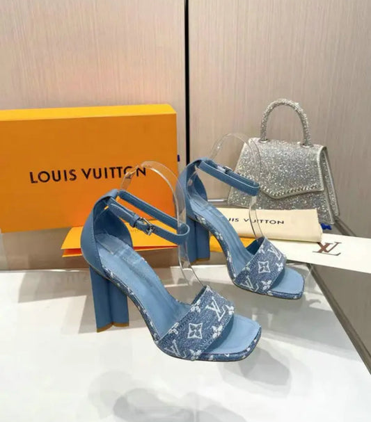 Silhouette Sandals