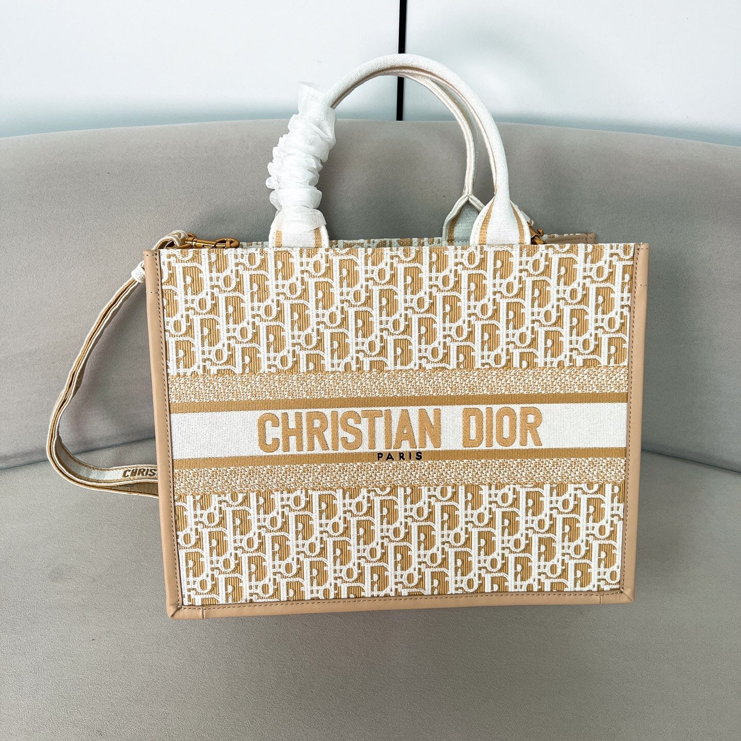Medium Book Tote