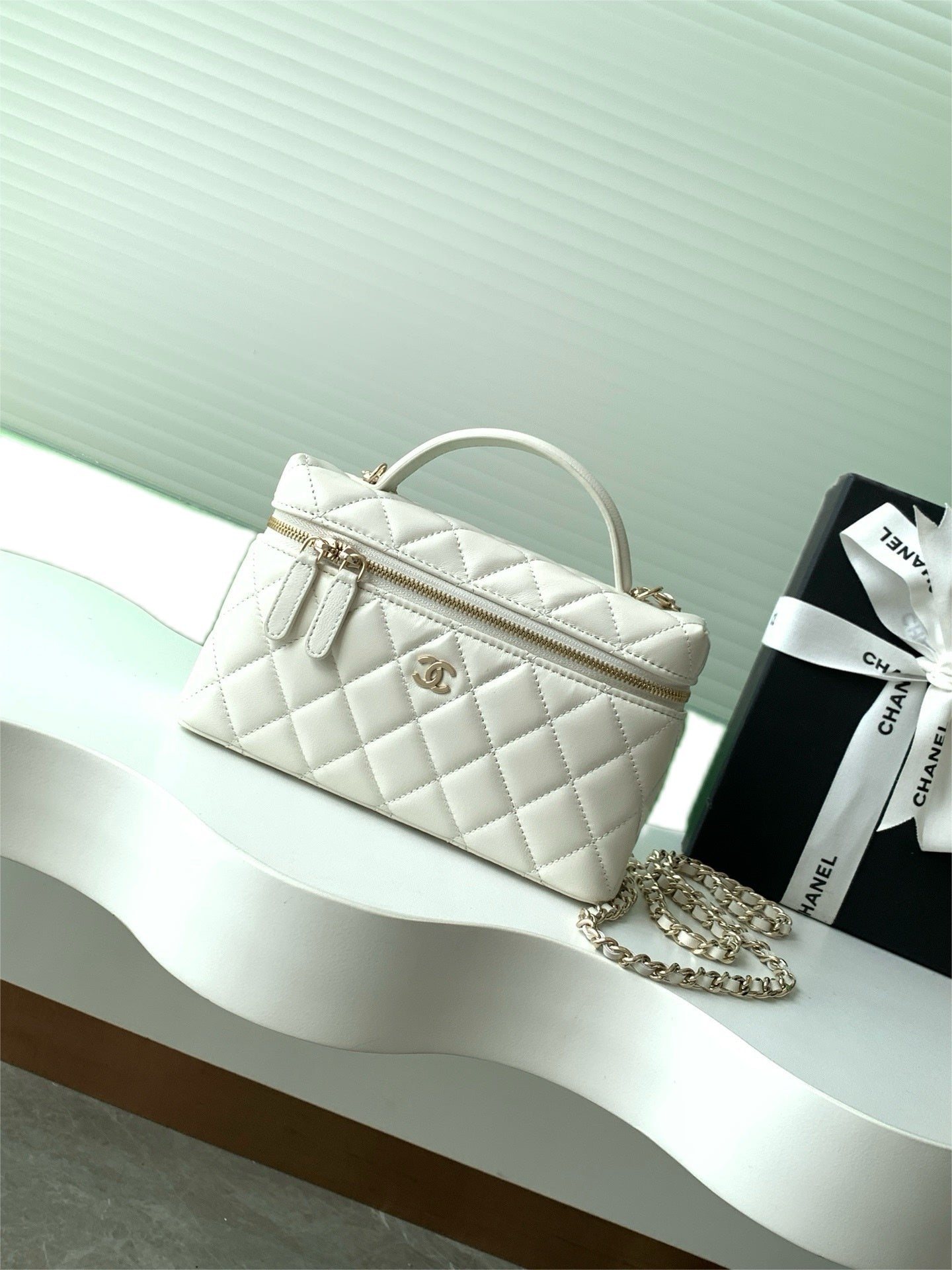 Trendy Vanity