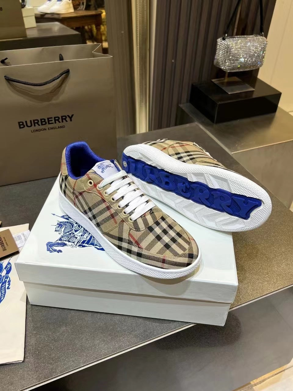 Check Trainers