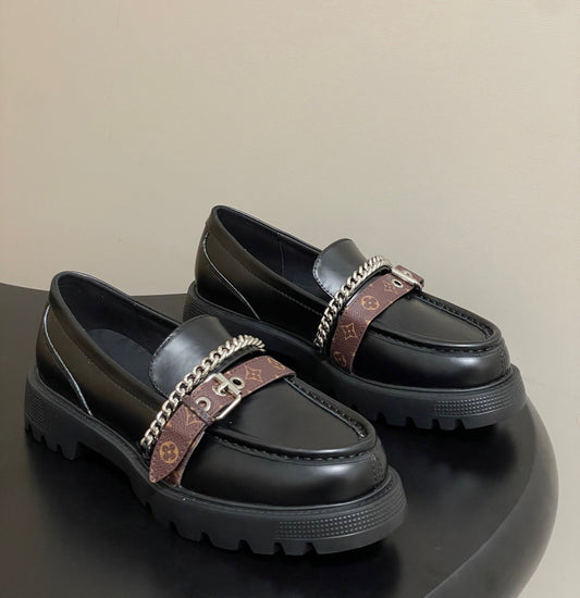 District Loafers