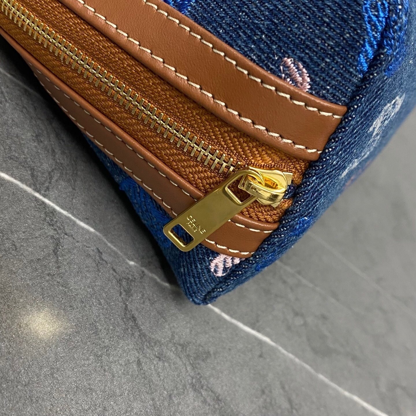 Triomphe Clutch