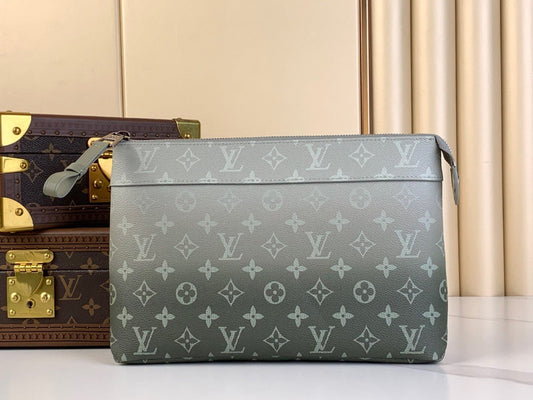 Souple Pouch