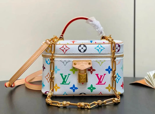 Vanity Chain Pouch