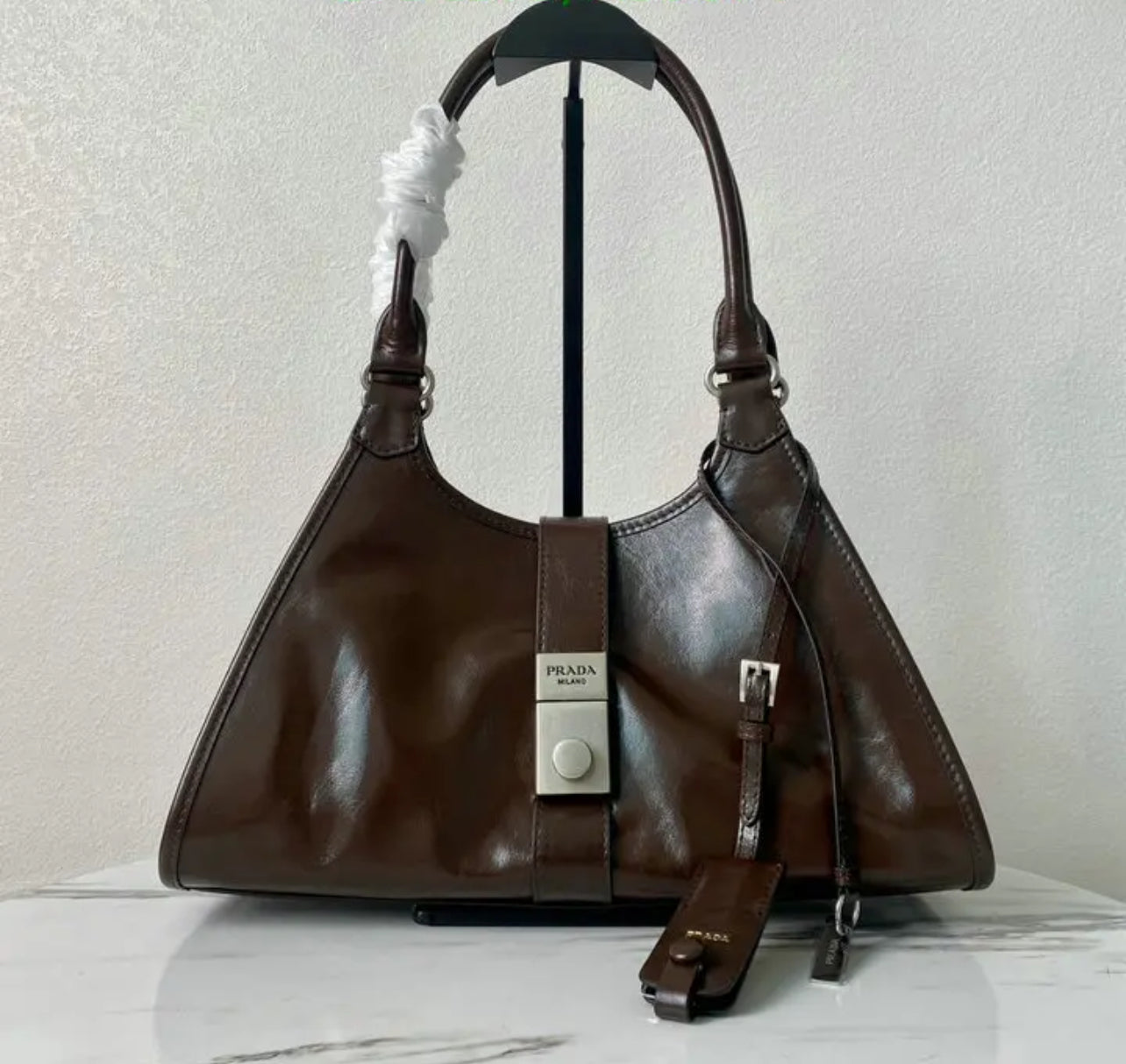 Medium Leather Tote