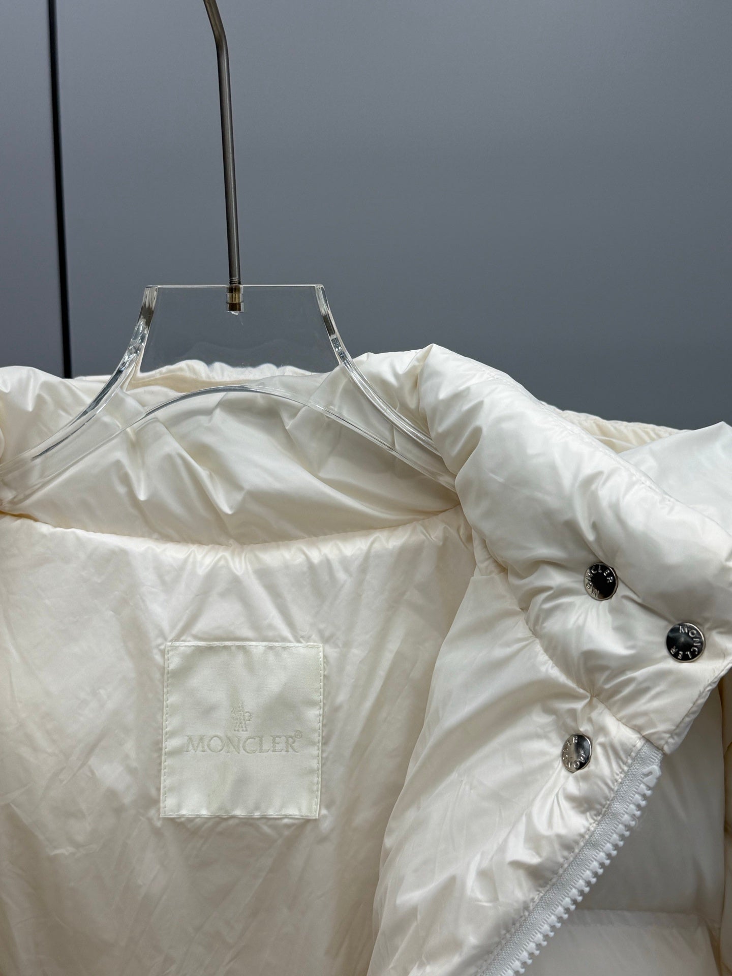 Erea Jacket