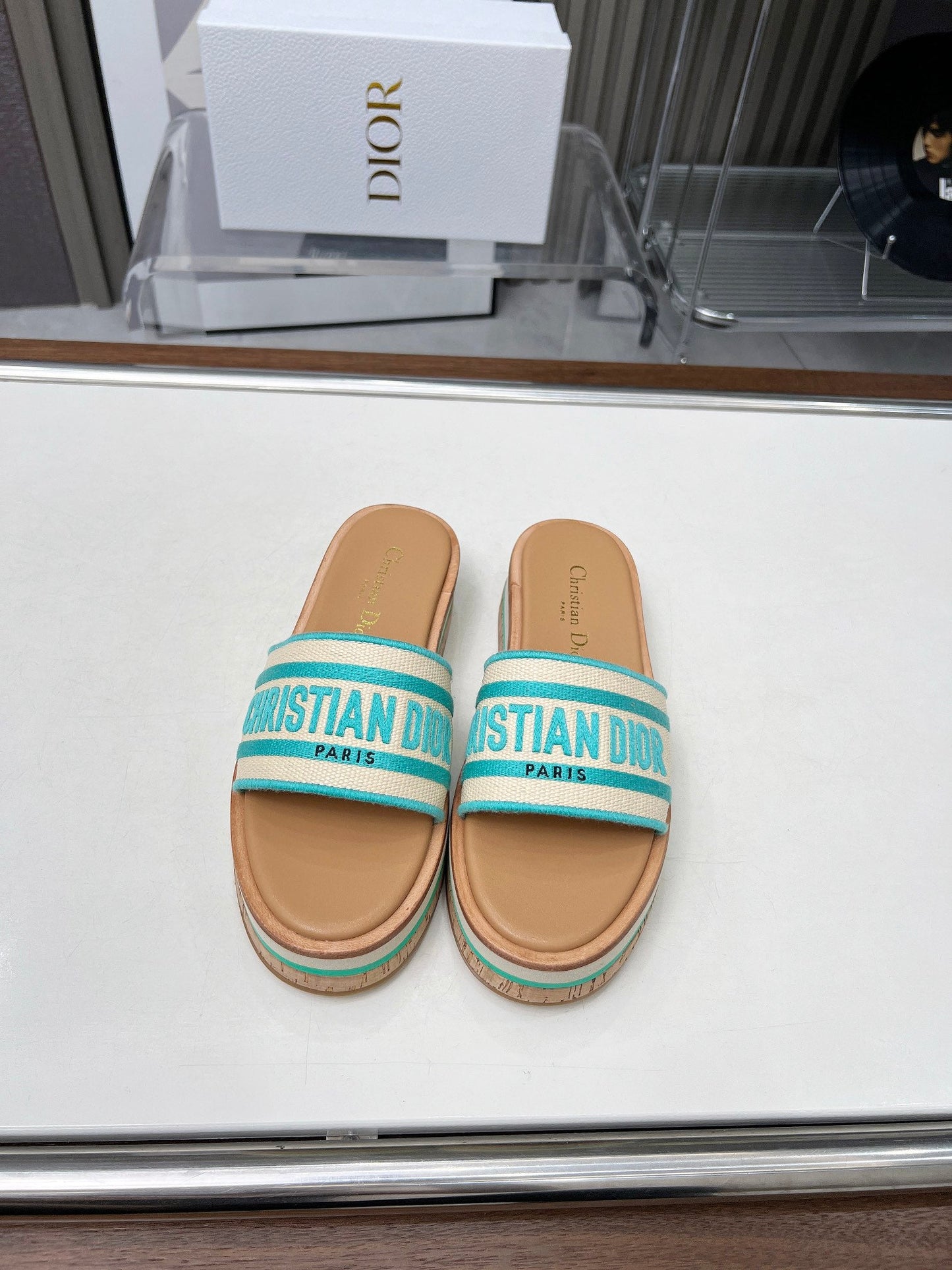 Dway Slides