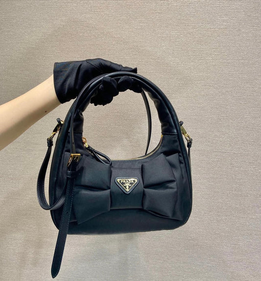 Re Nylon Bag