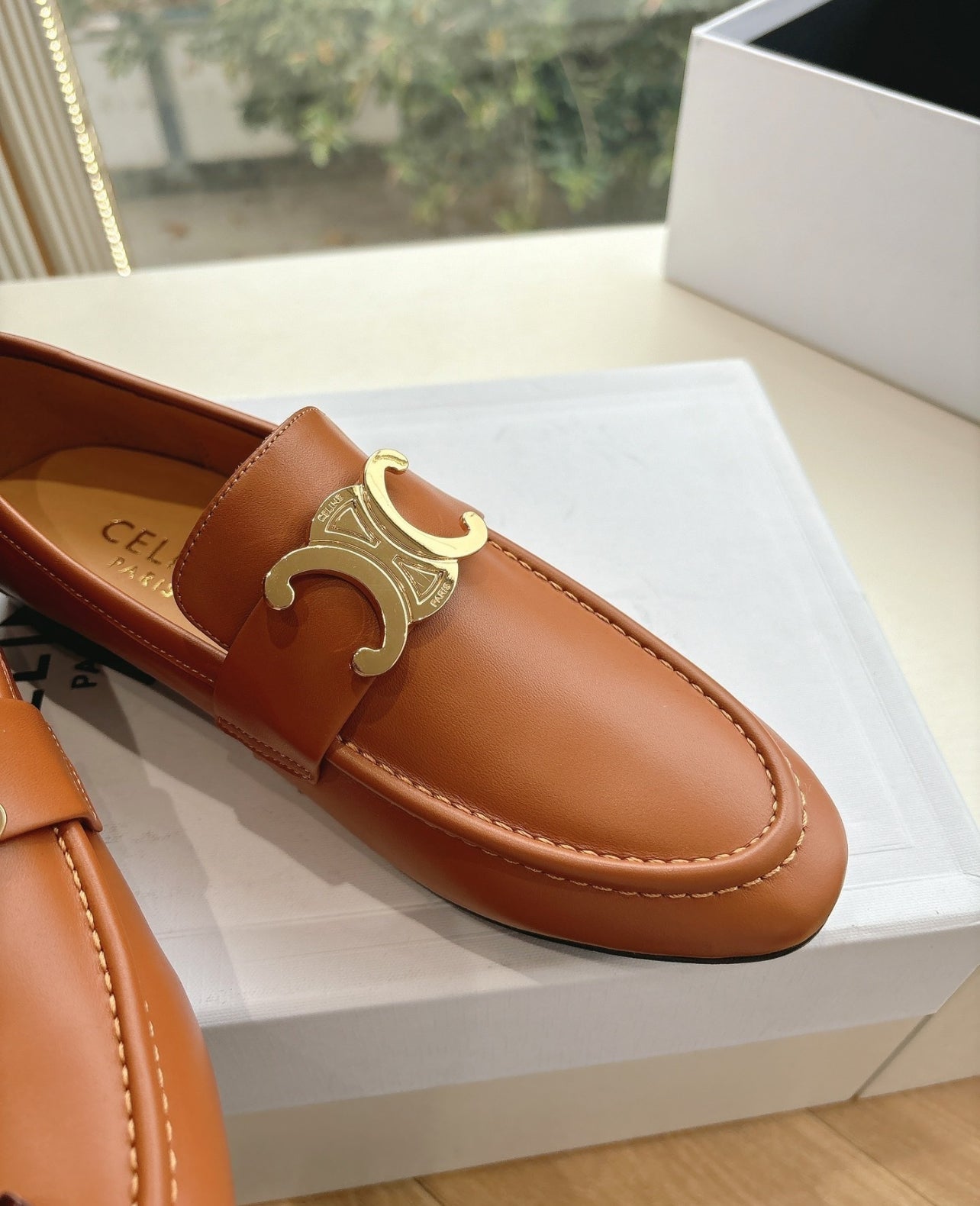 Triomphe Loafers