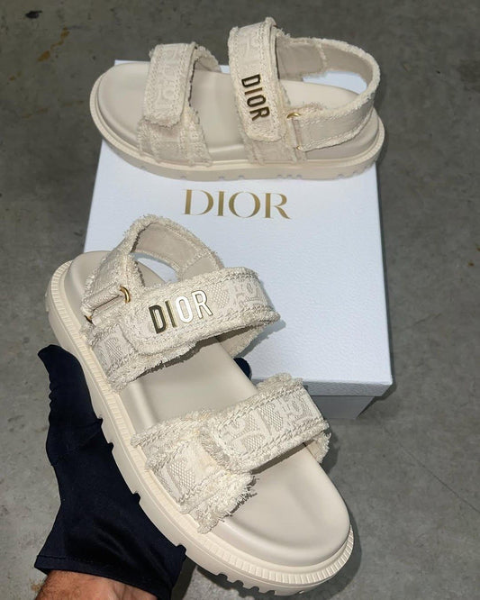 D Sandals