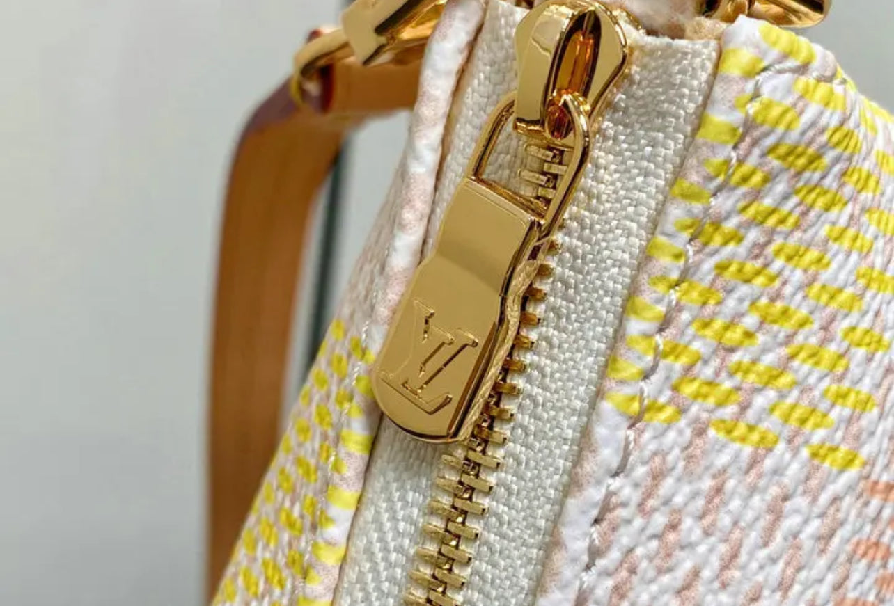 Pochette Accessories