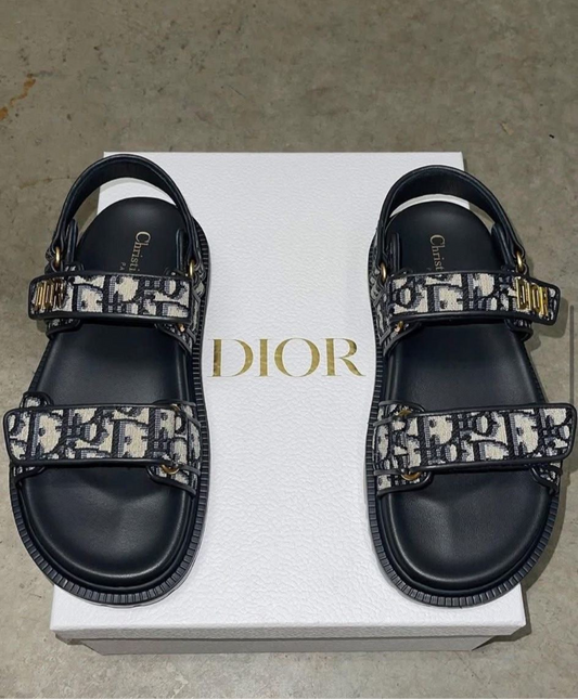 Act sandals