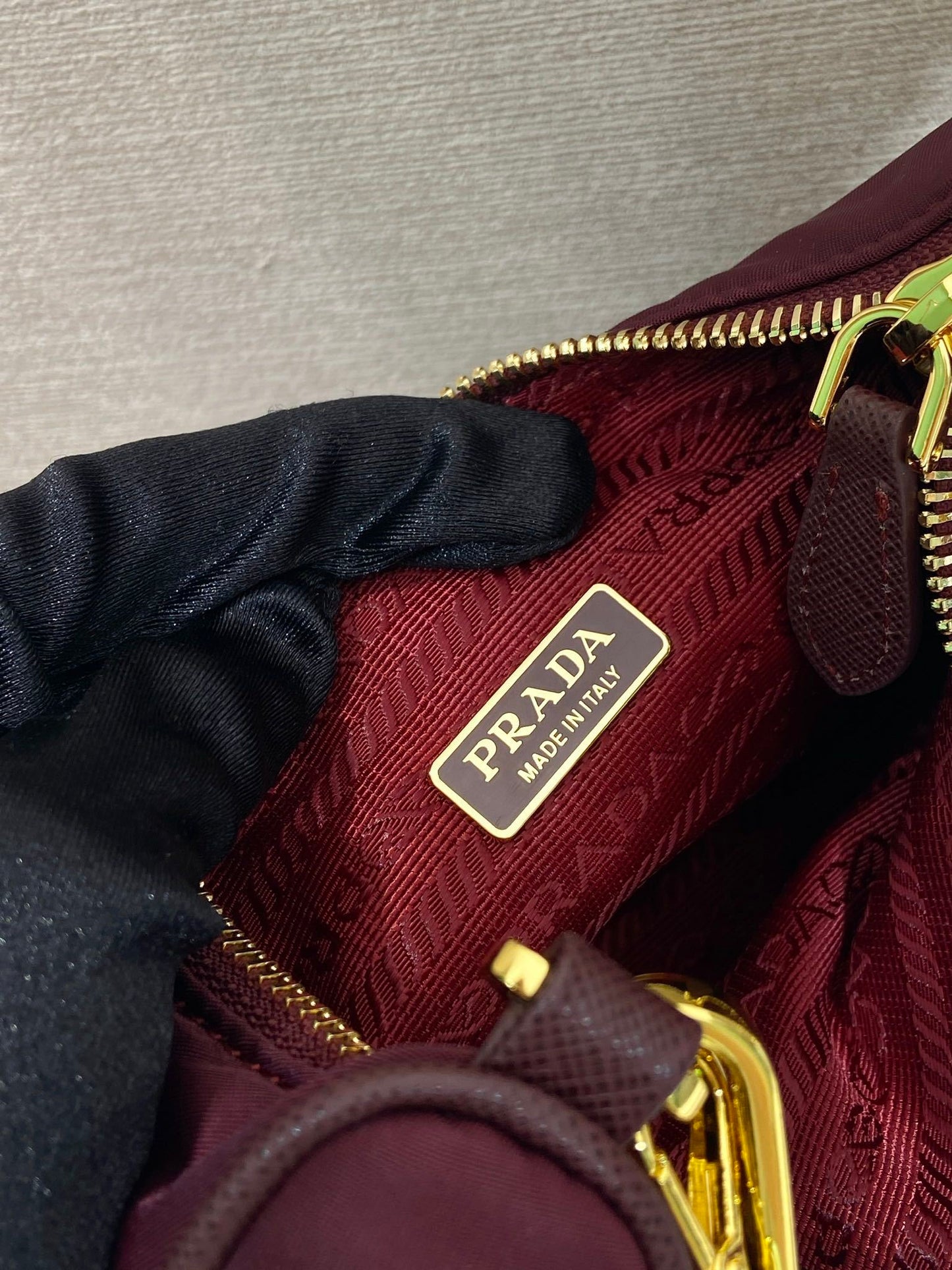 Re Edition Pochette