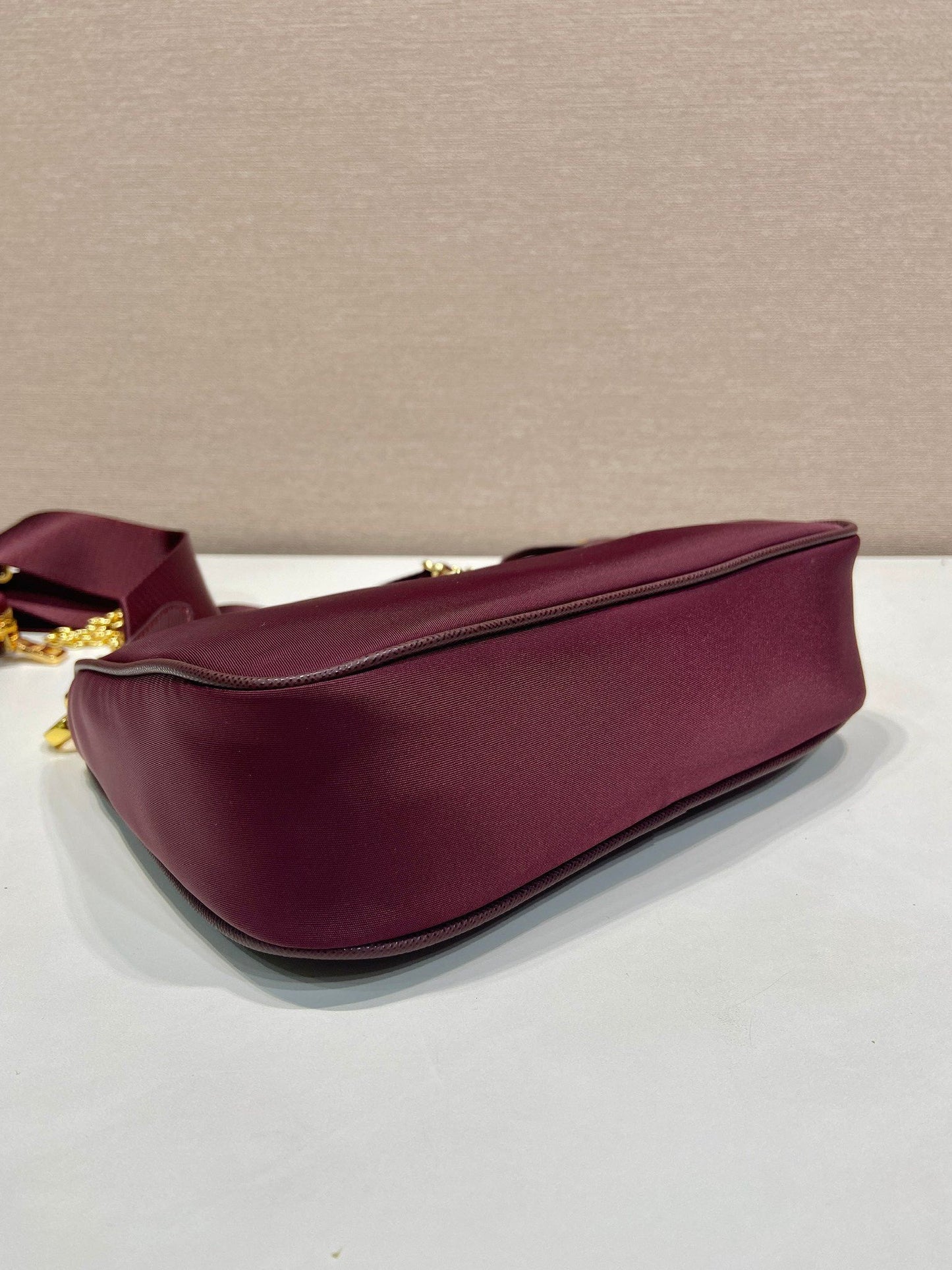 Re Edition Pochette