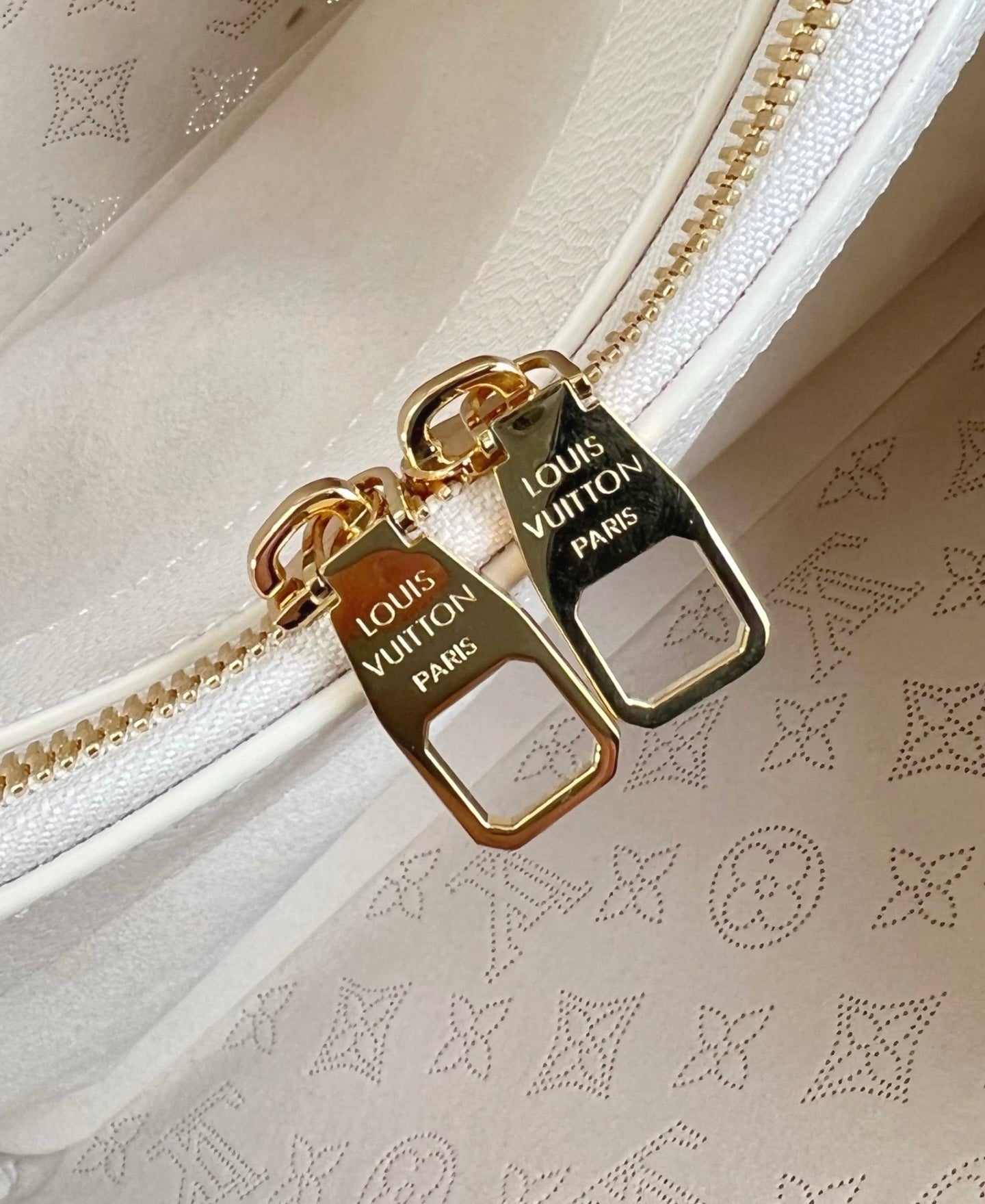 Bella Tote