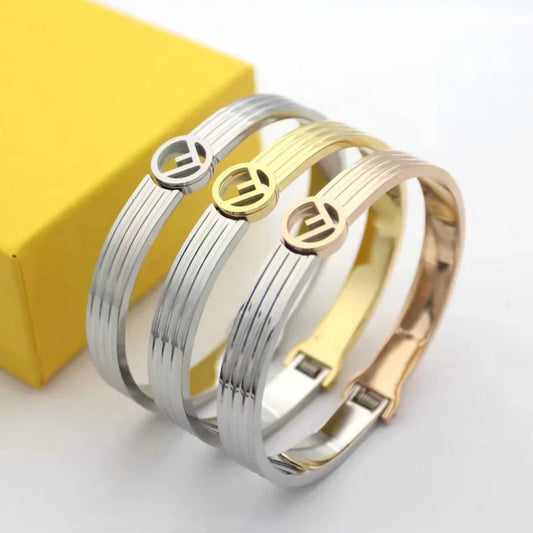 Logo Bracelet
