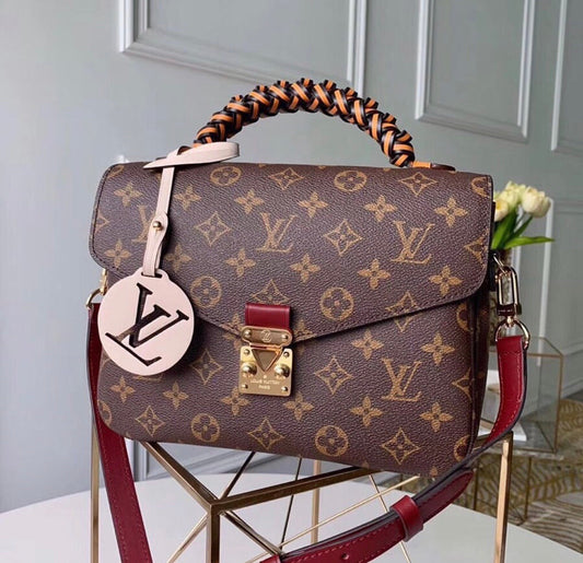 Pochette Metis