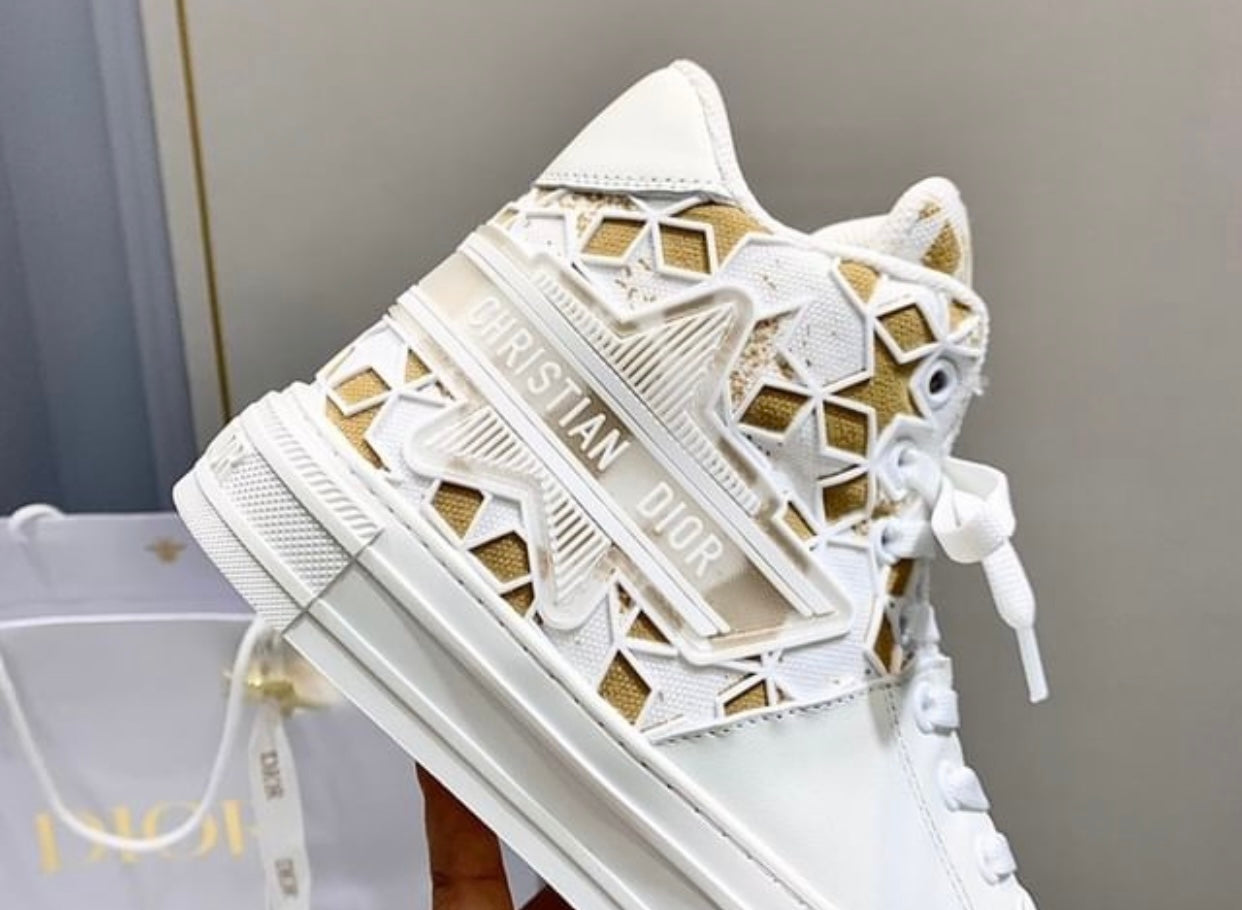 Walk n Dior