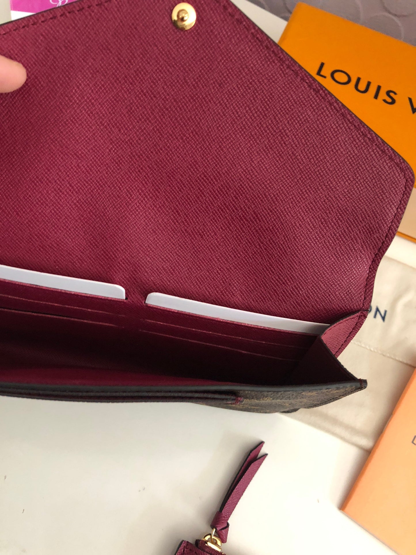 Jeanne Wallet