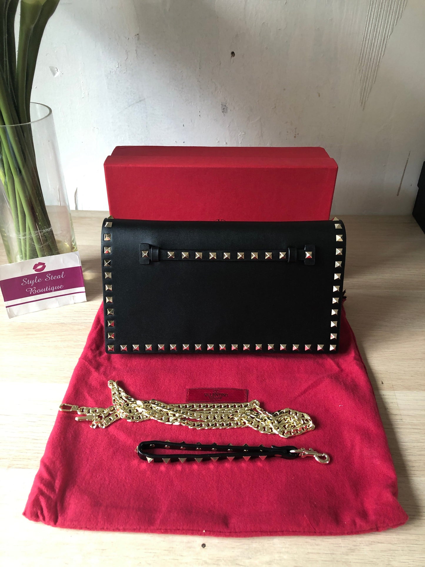 Rockstud Clutch