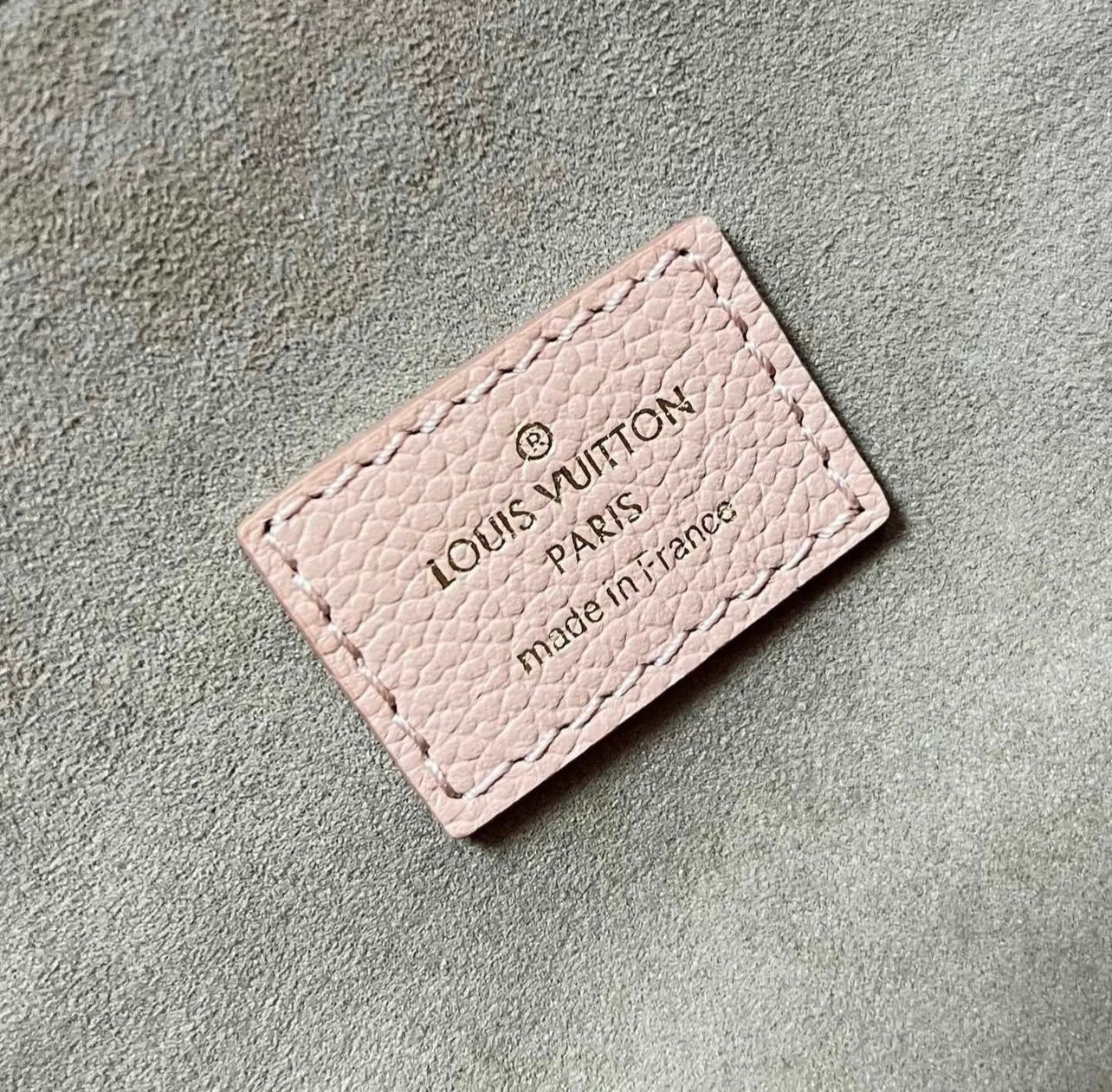 Pochette Metis