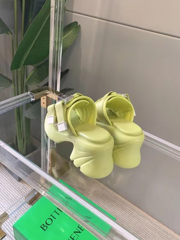 Flash Sandals