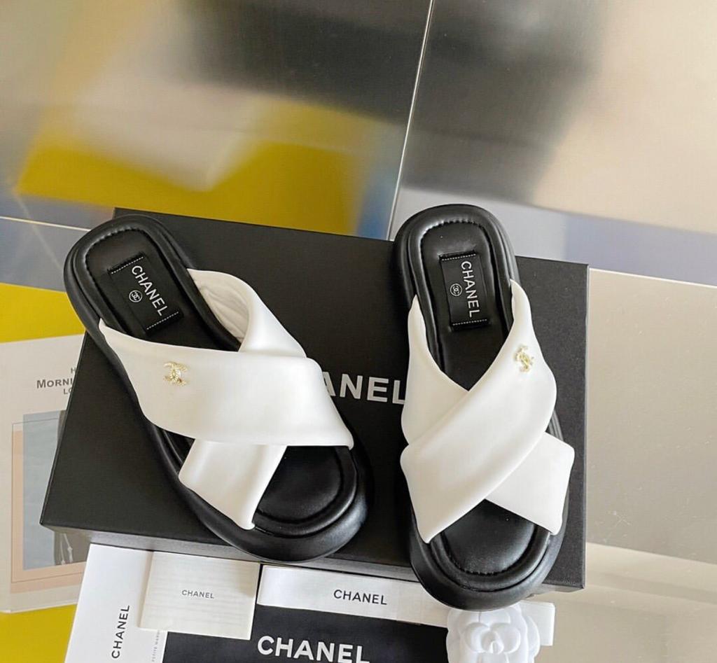 CC Leather Sandals