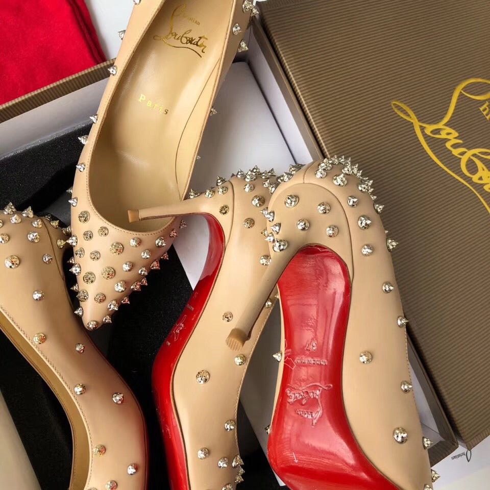 Studded Pump