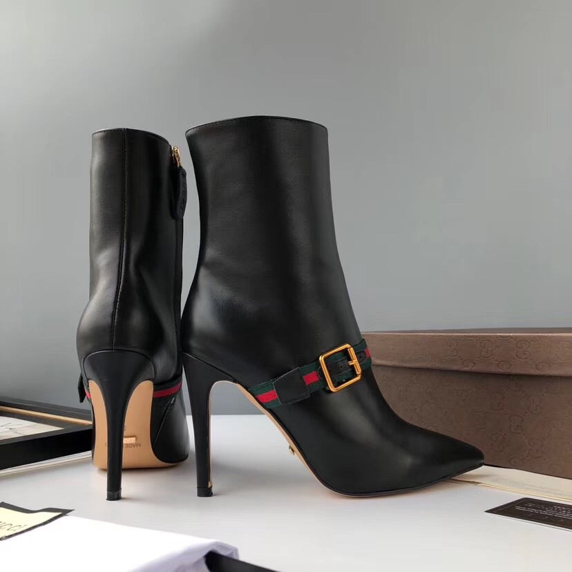 Web Boots