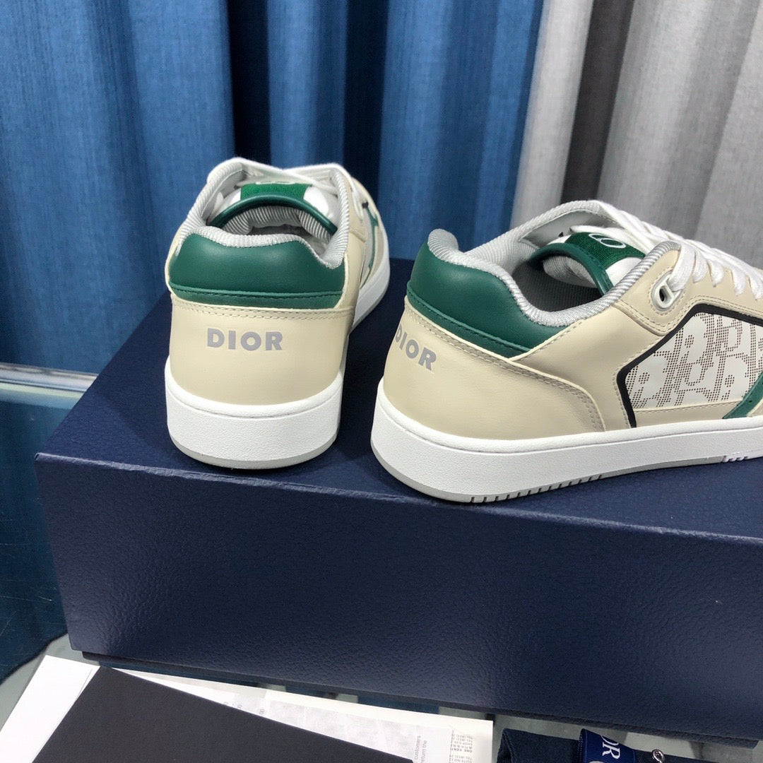 B30 Sneaker