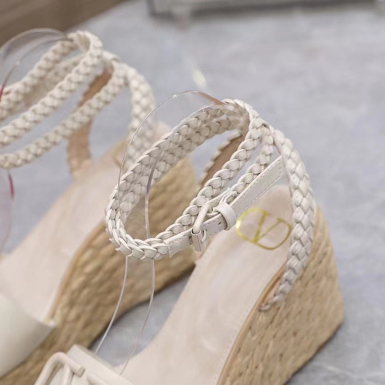 V Logo Wedges