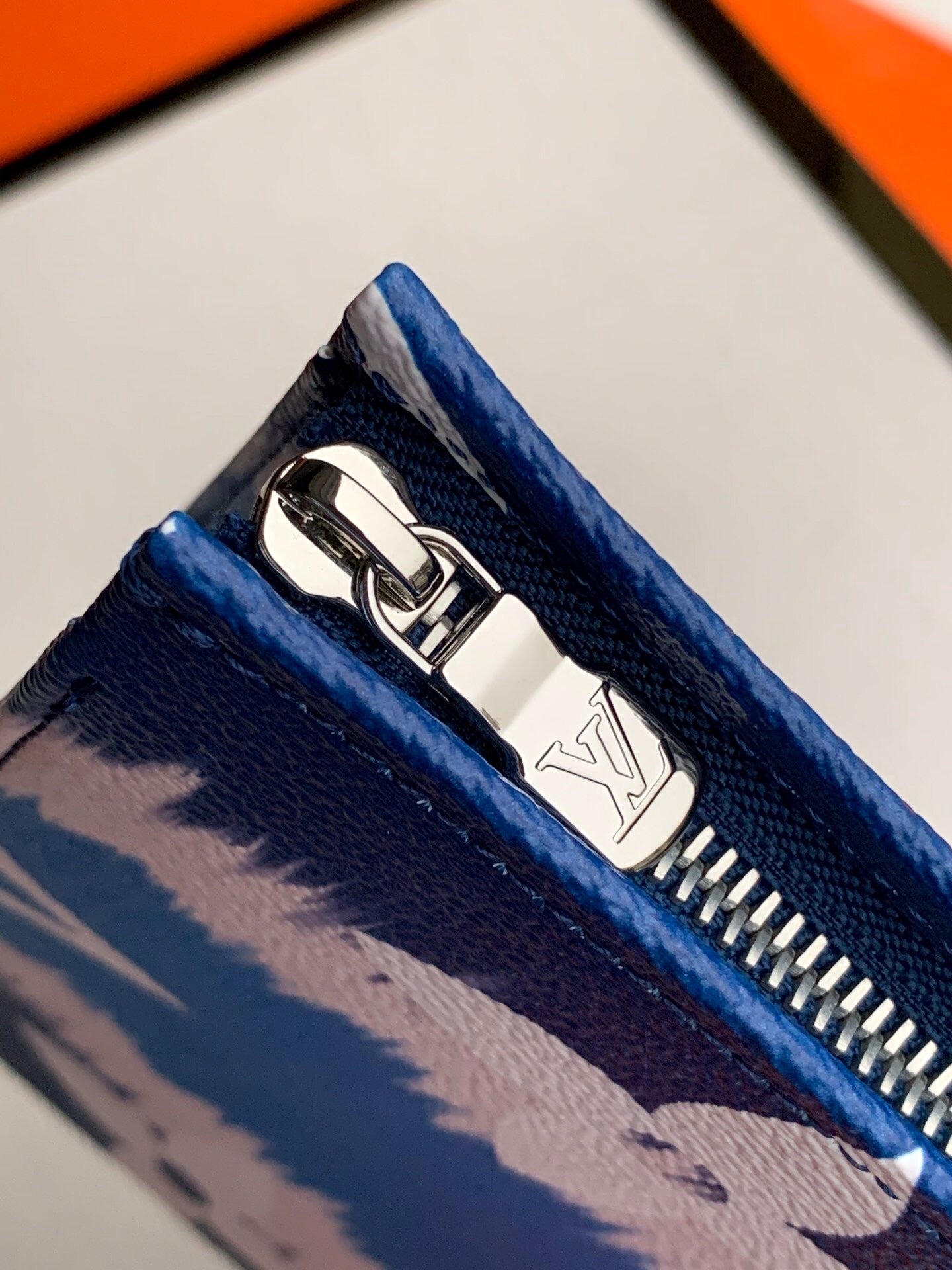 Escale Toiletry Pouch 26