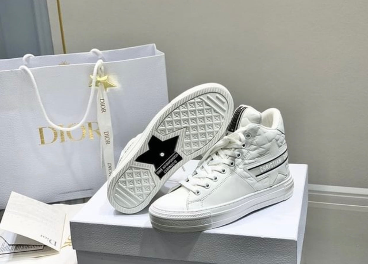 Walk n Dior