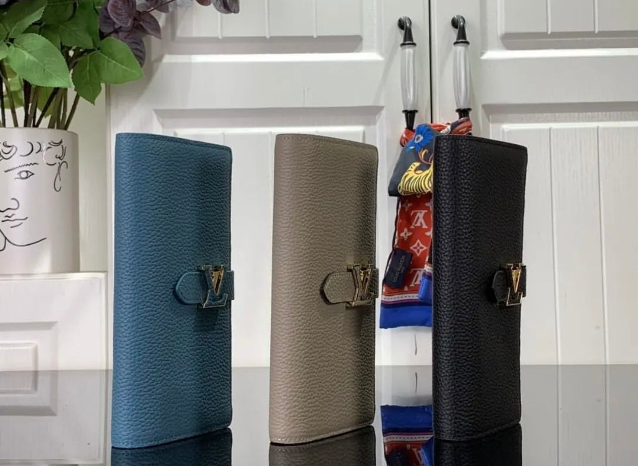 Vertical Wallet
