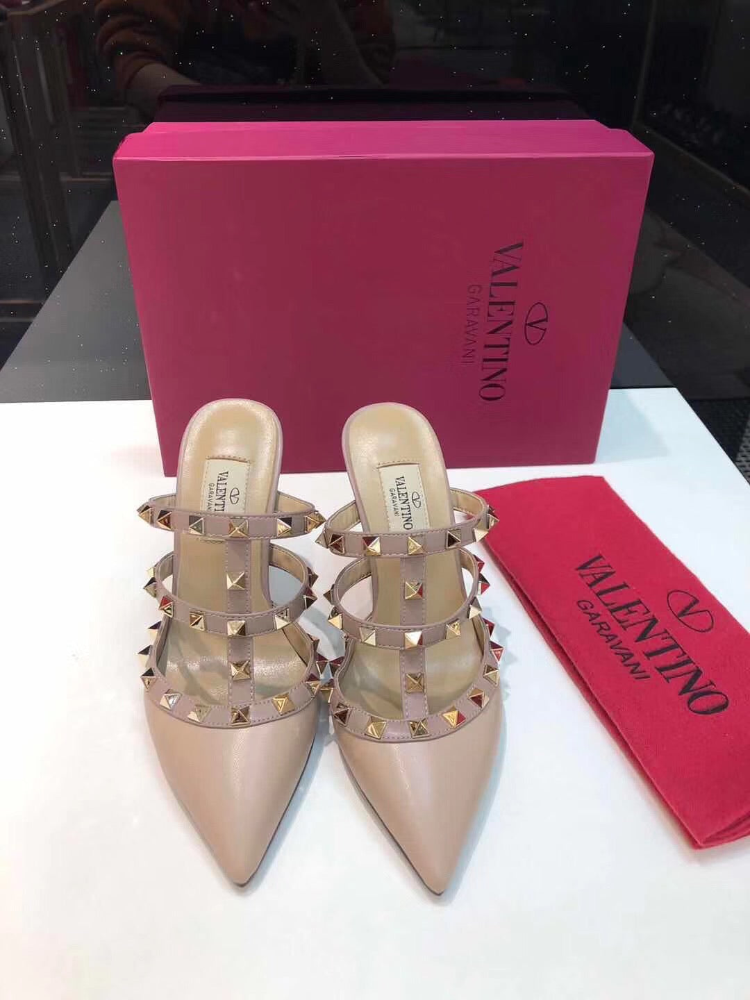 Rockstud Pumps