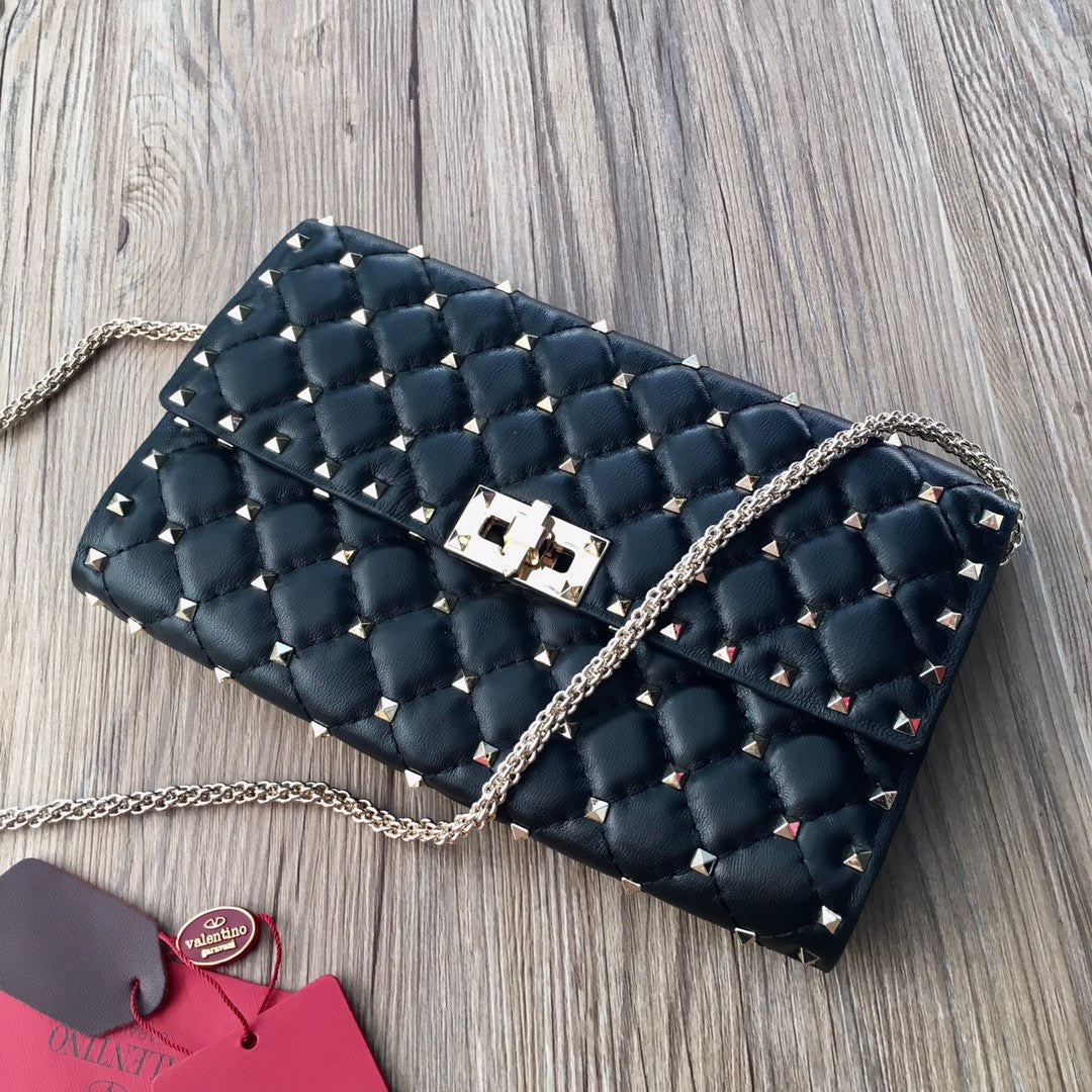 Spike Chain Clutch