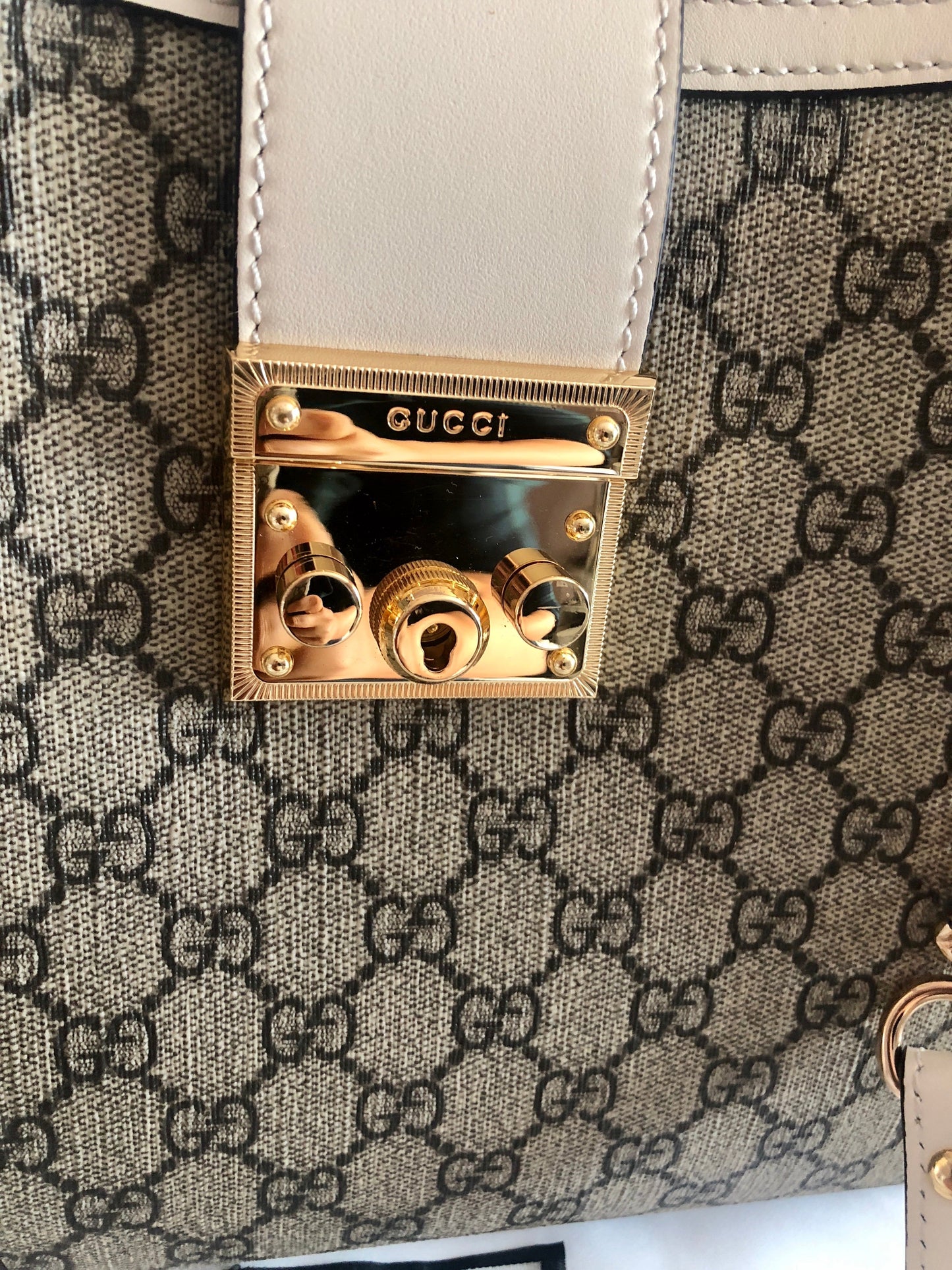 Padlock Medium Shoulder Bag
