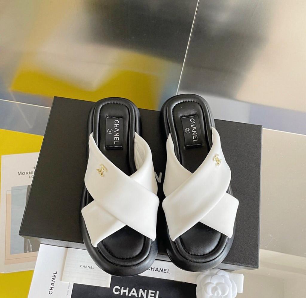 CC Leather Sandals