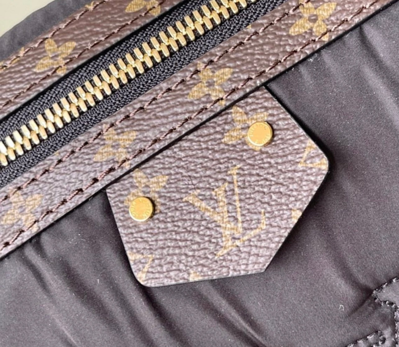 Maxi Bumbag