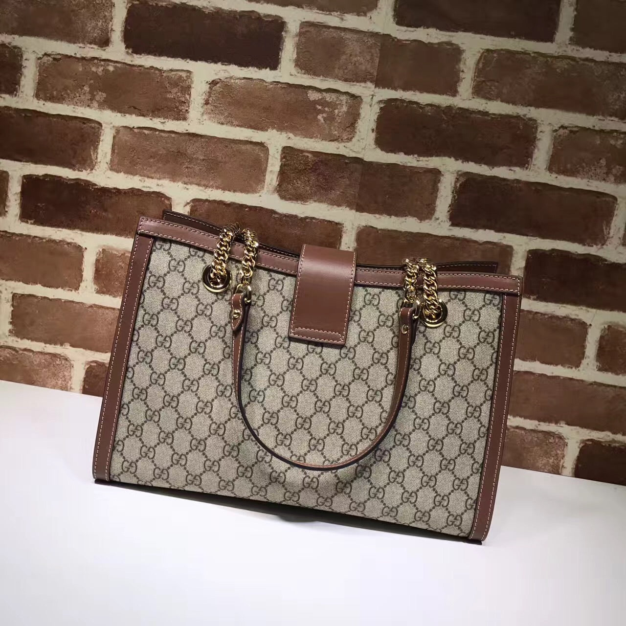 Padlock Medium Shoulder Bag