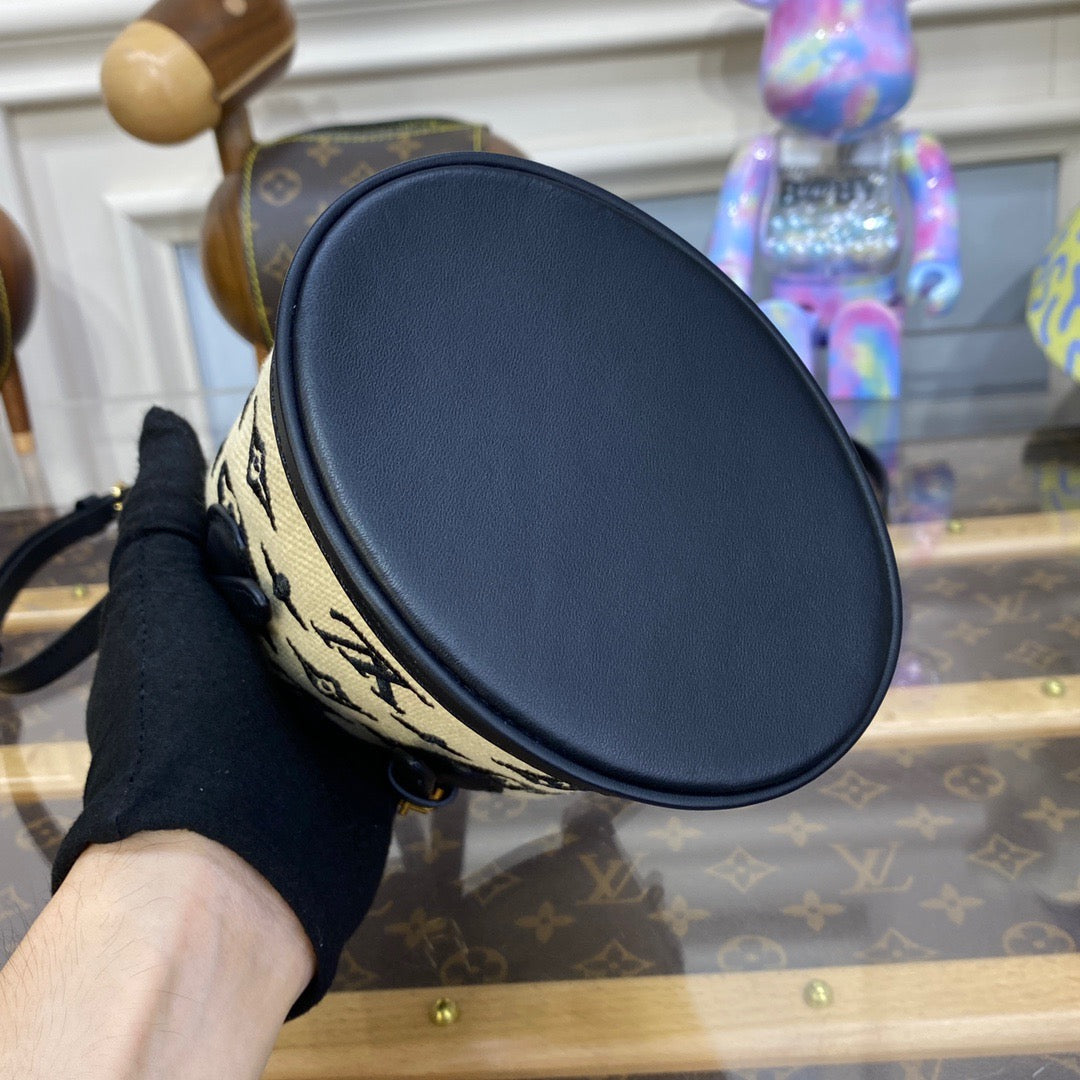 Nano Bucket