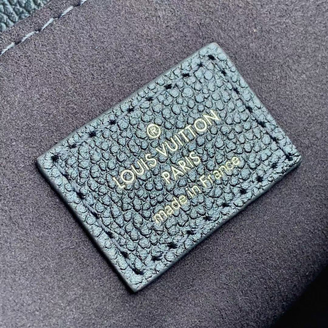 Pochette Metis