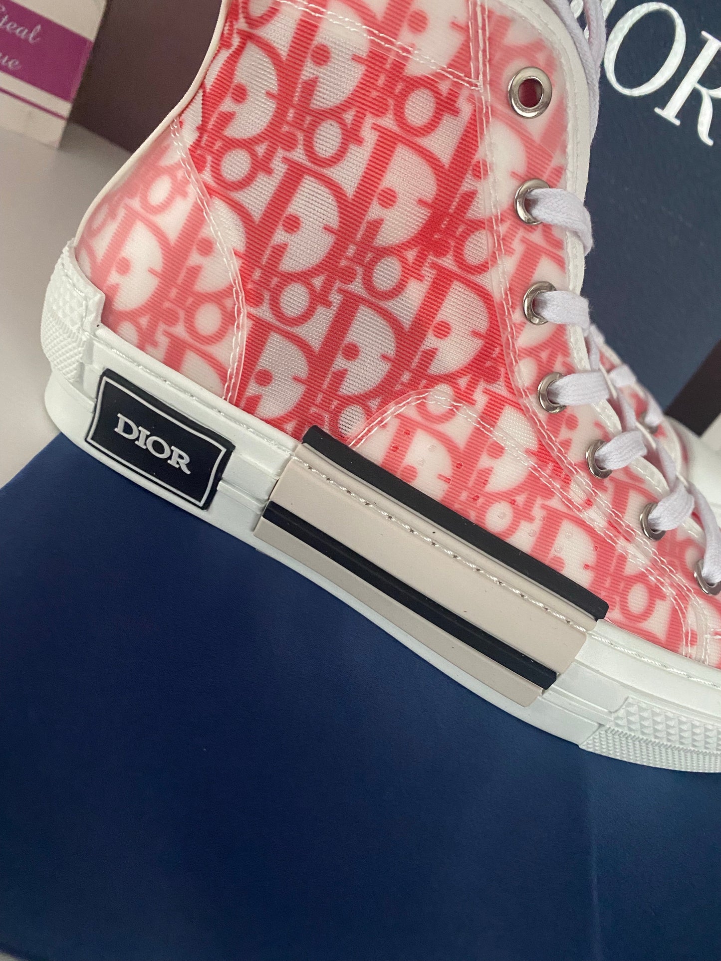 B23 Oblique High Tops