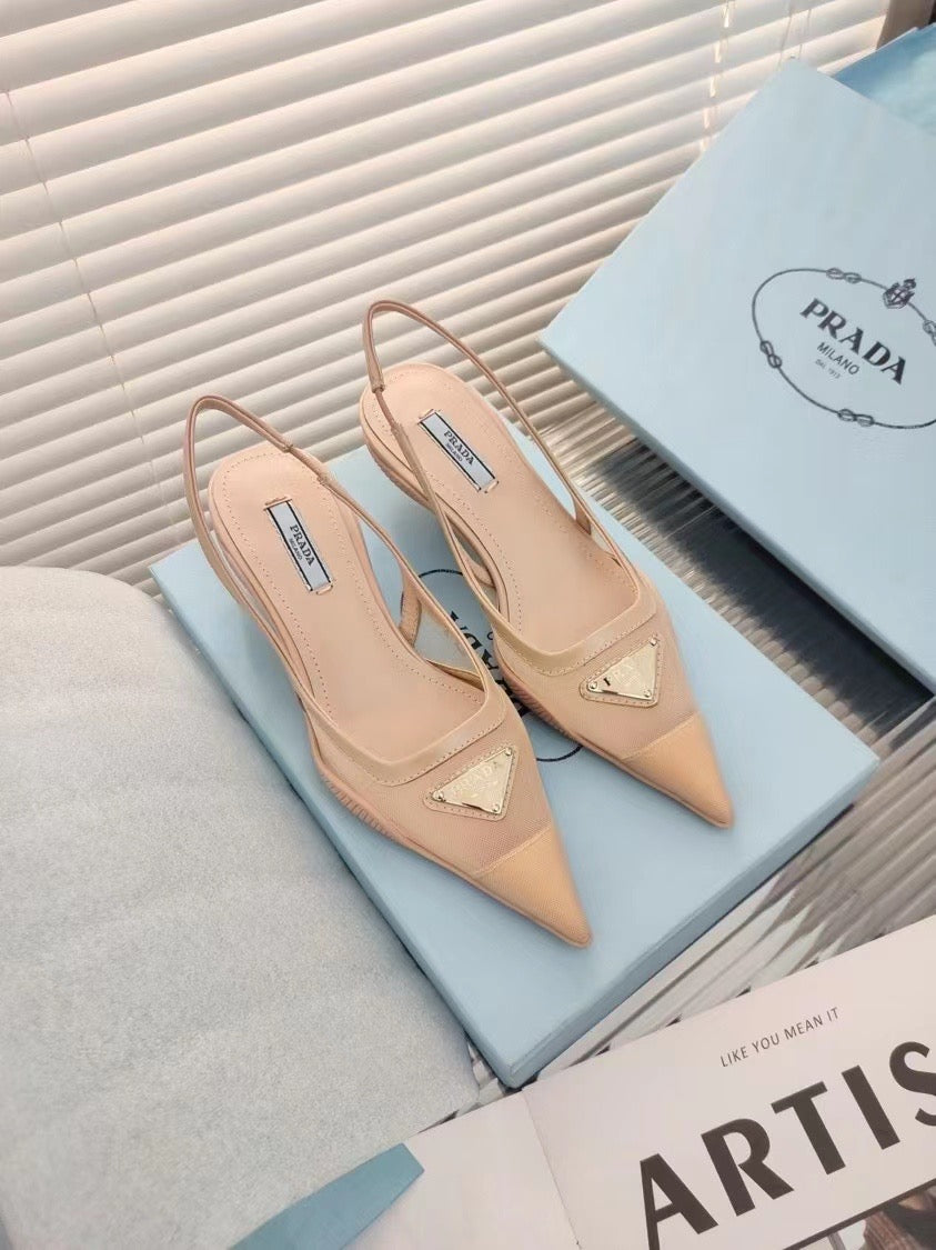 Logo Mesh Pumps