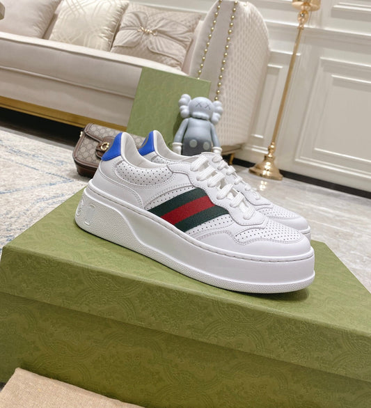 Logo Trainers