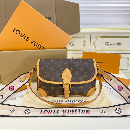 Diane Satchel